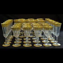 32 verres en cristal de Saint-Louis, Thistle